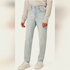 Signature by Levi Strauss & Co. Gold Junior's Mom Stretch Jeans Light-wash Taper